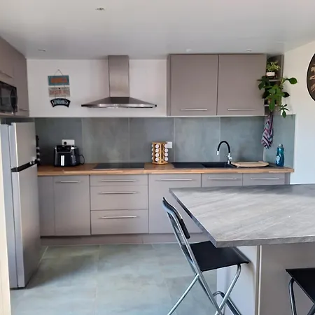 Maison De Vigne Pleine De Charme