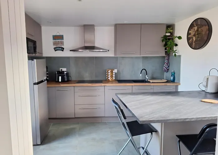 Maison De Vigne Pleine De Charme